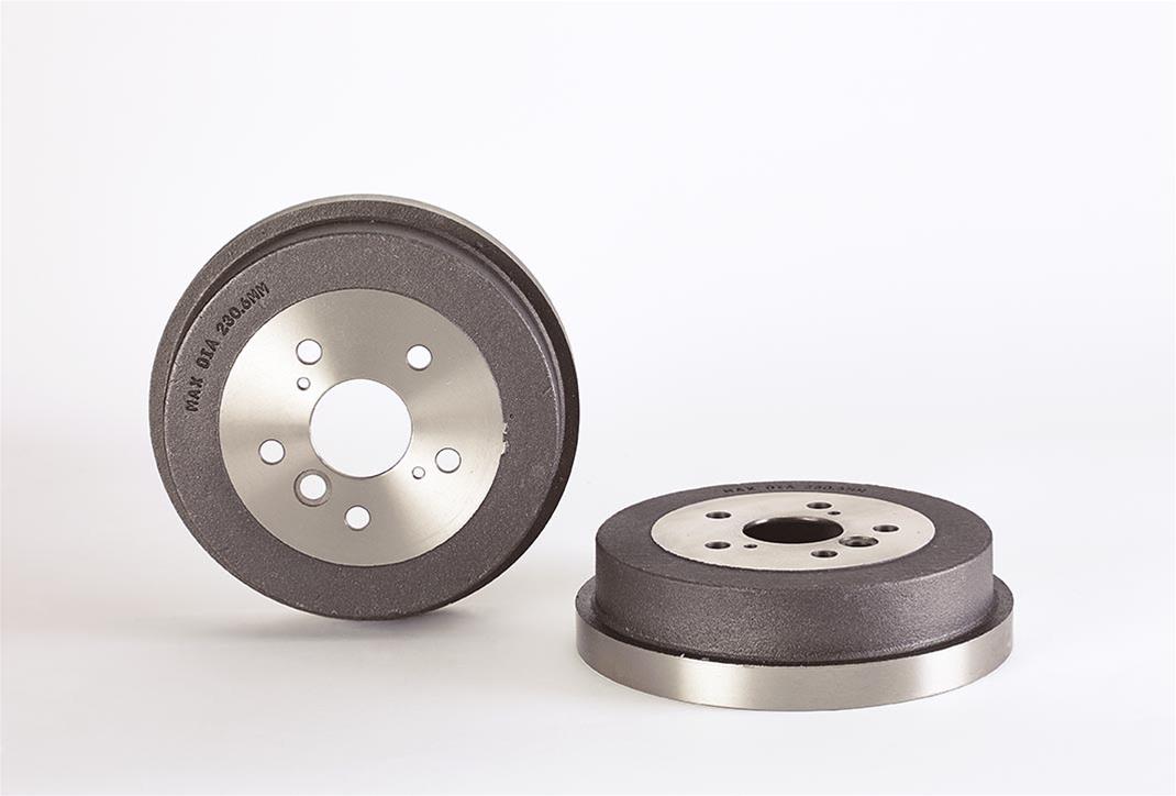 Brembo Brake Drums 14.5816.10