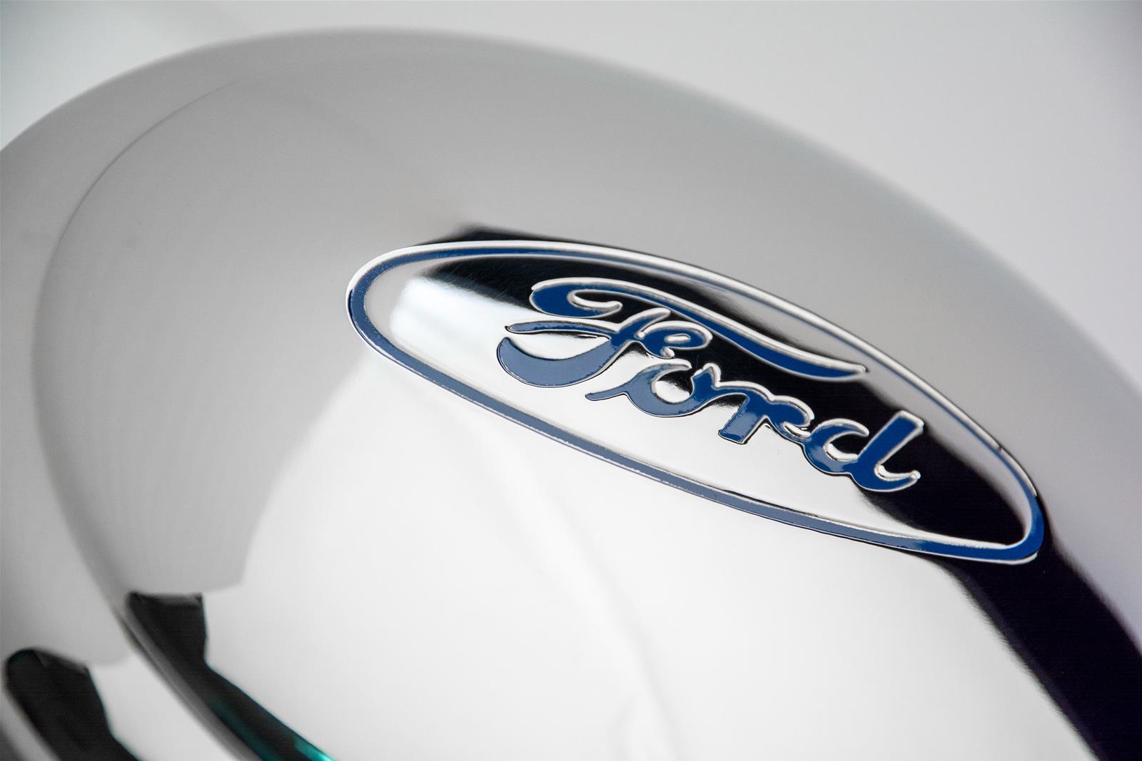 Bob Drake Hub Caps 40-1130-C