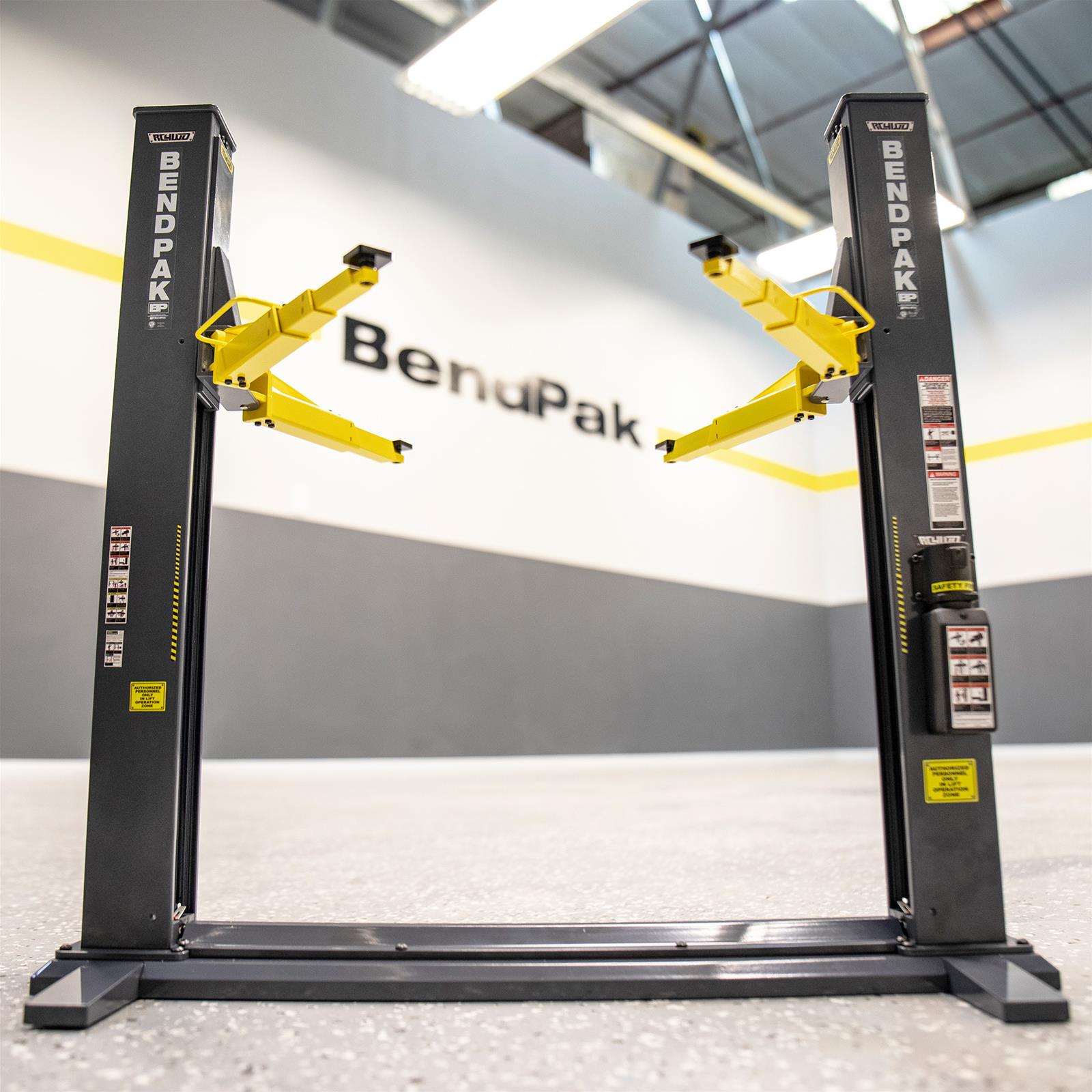 BendPak 1:10 Scale 22 lbs. Capacity Two-Post Die-Cast Car Lift 5920150