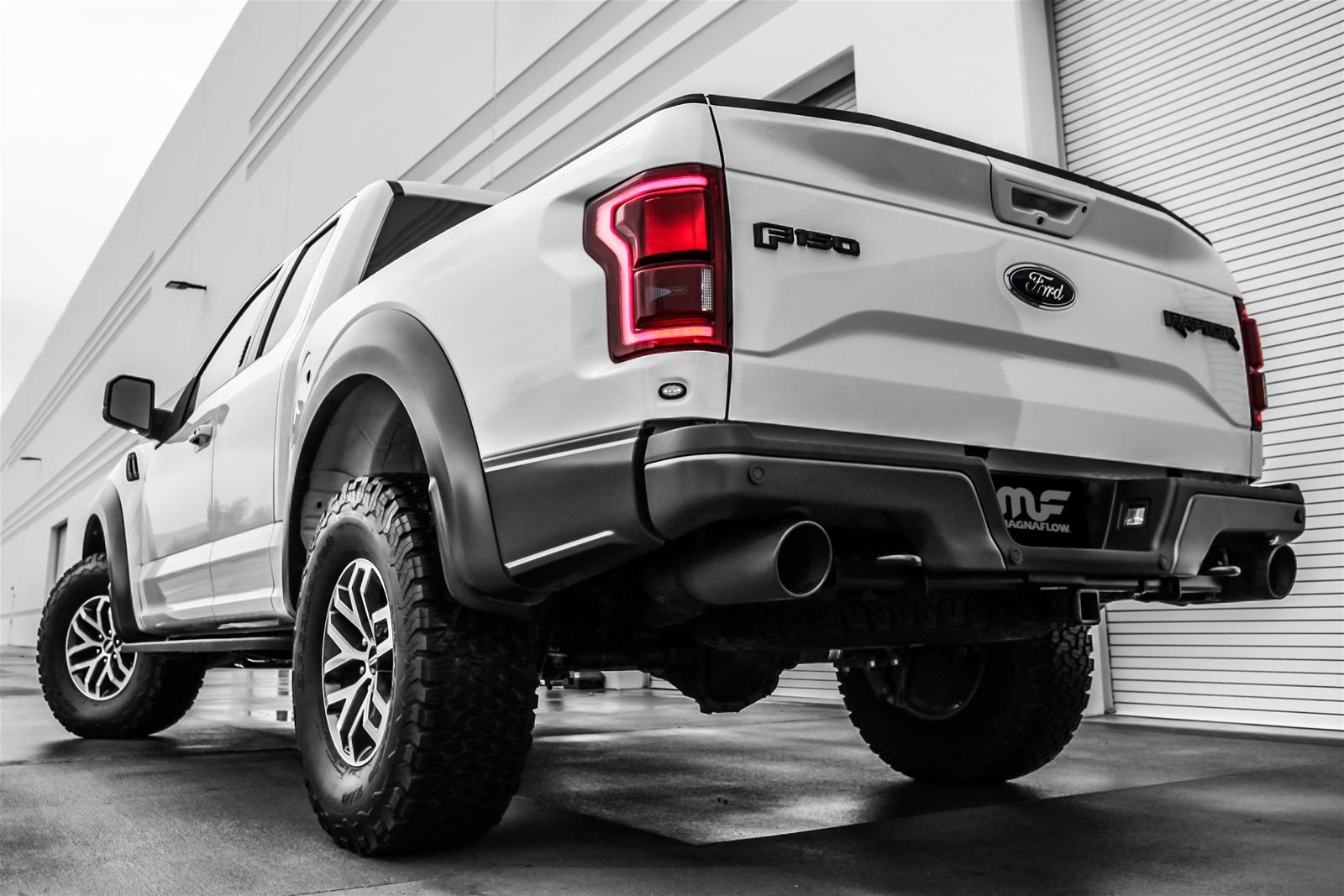 MagnaFlow Street Series Performance Exhaust Systems 19346