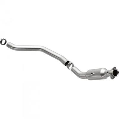 MagnaFlow California Grade CARB Compliant Direct-Fit Catalytic Converters 5551485