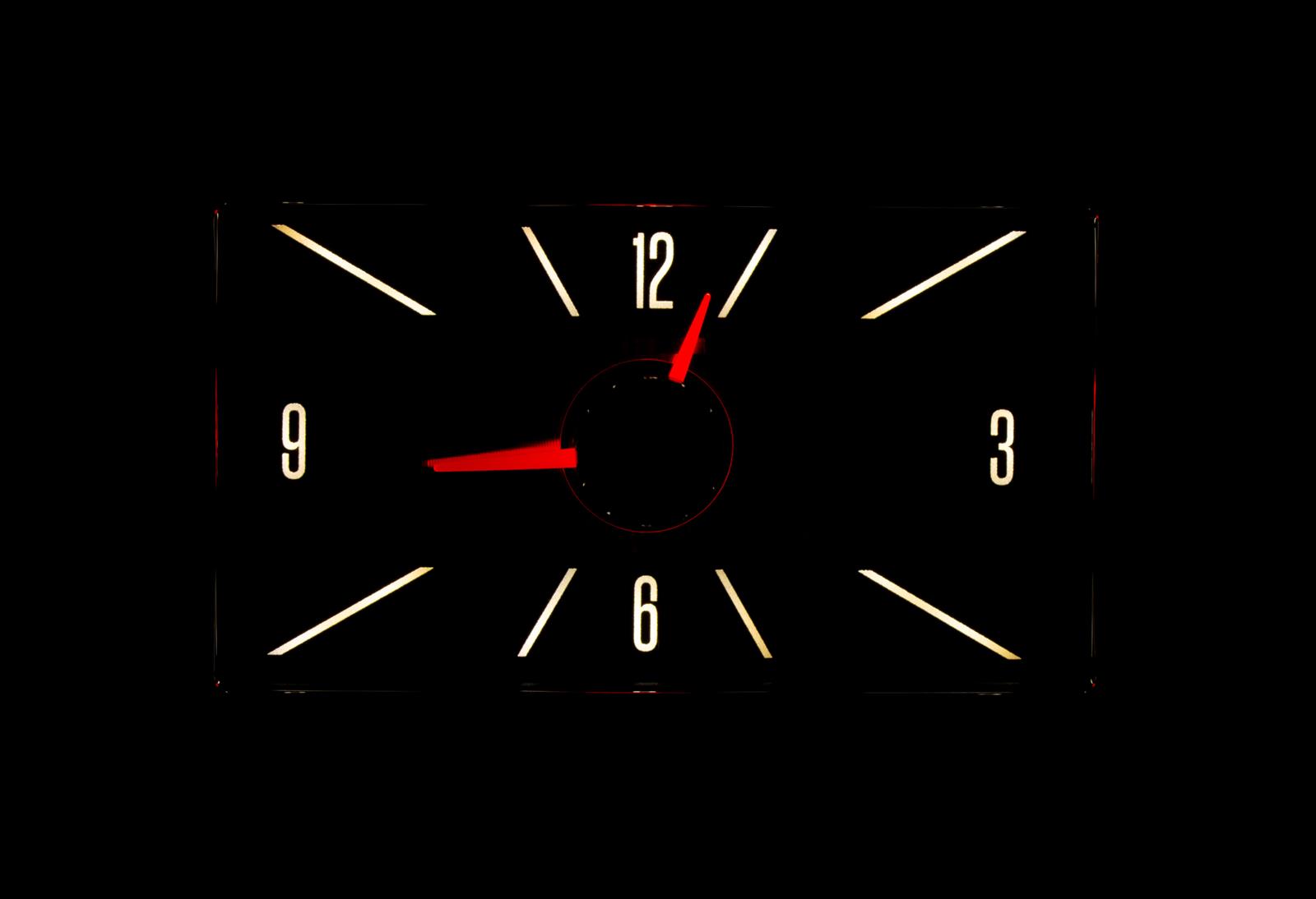 Dakota Digital RTX Series Analog Clocks RLC-57C-X