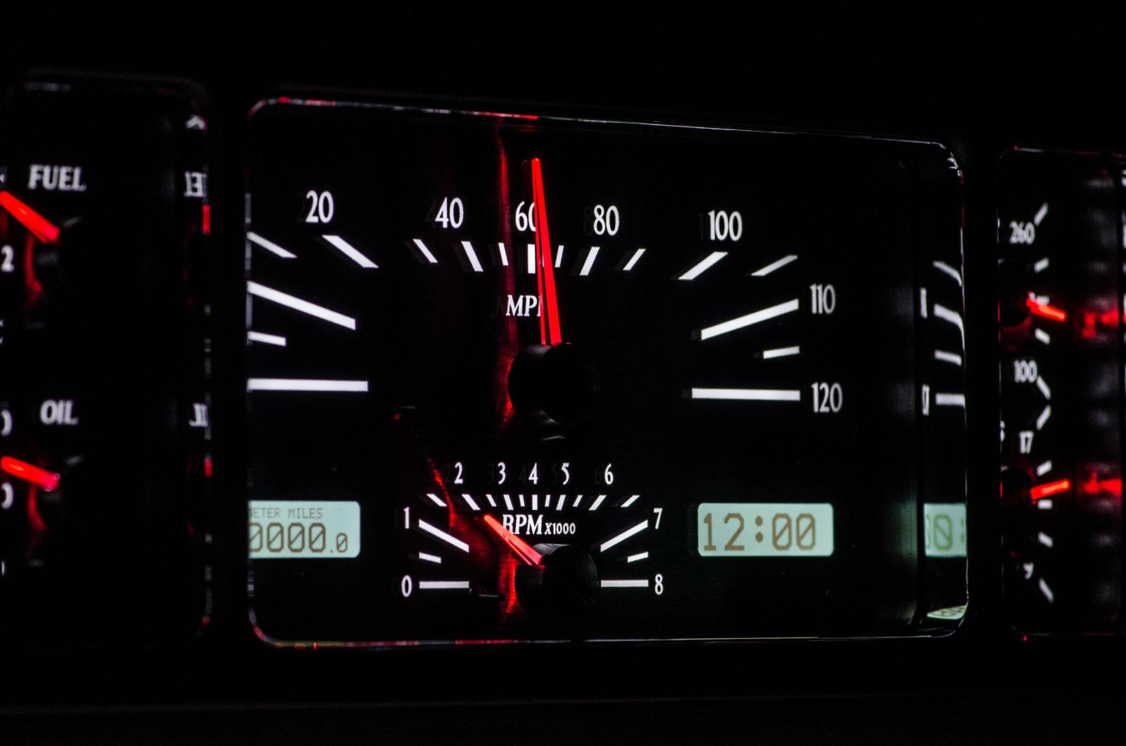 Dakota Digital VHX Series Direct-Fit Analog Gauge Systems VHX-35F-K-W