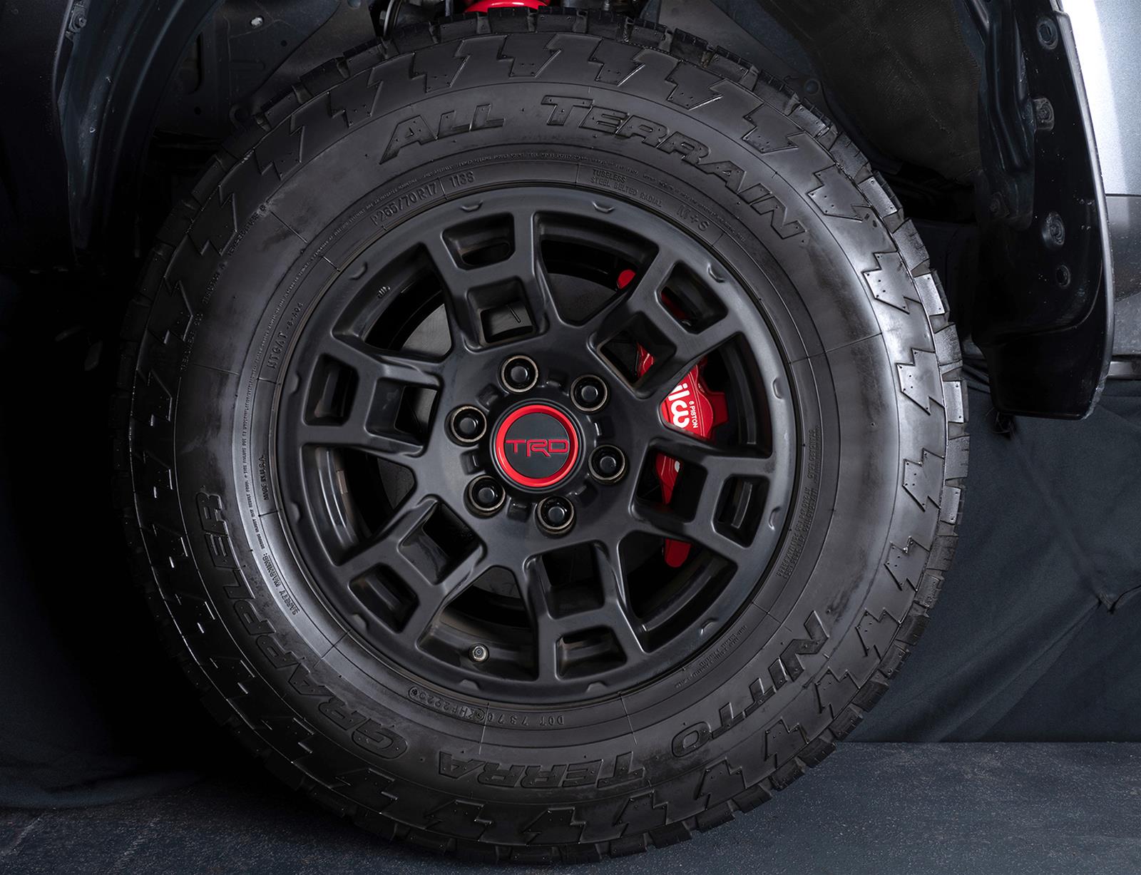 Wilwood AERO6-DM Direct Mount Truck Brake Kits 140-17284-R